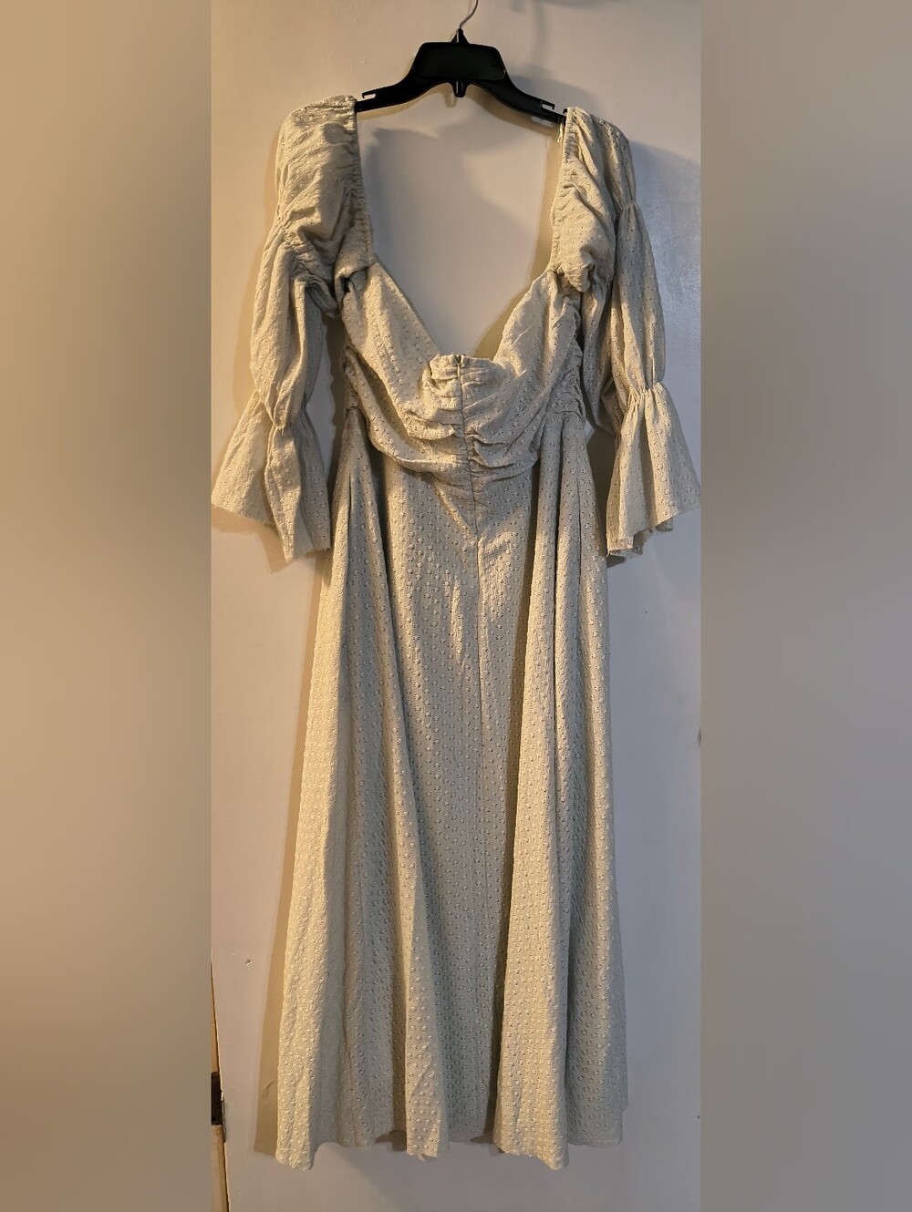 Corrine Off-Shoulder Maxi Dress with Smocked Waist and Pockets - Picture 3 of 7